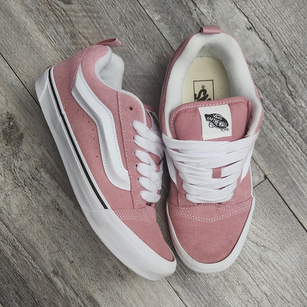 Vans Women's Sneakers in Pink and White